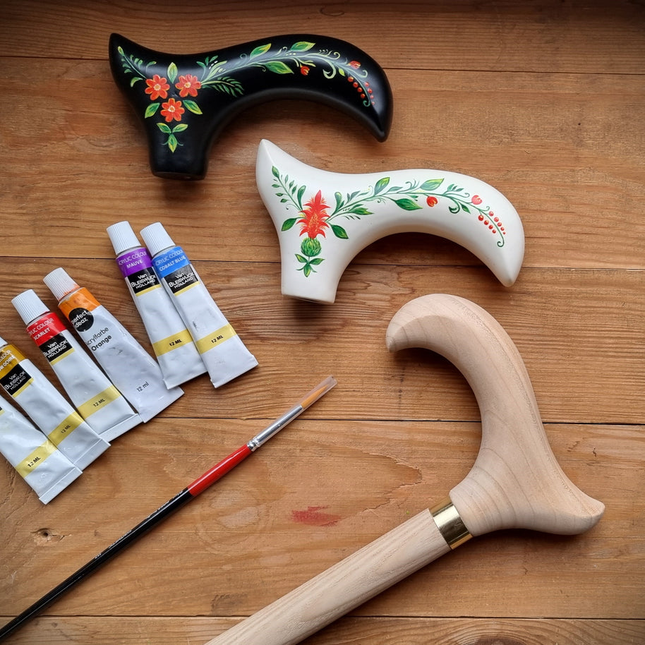 Canne de marche en bois Derby peinte à la main en blanc, motif floral