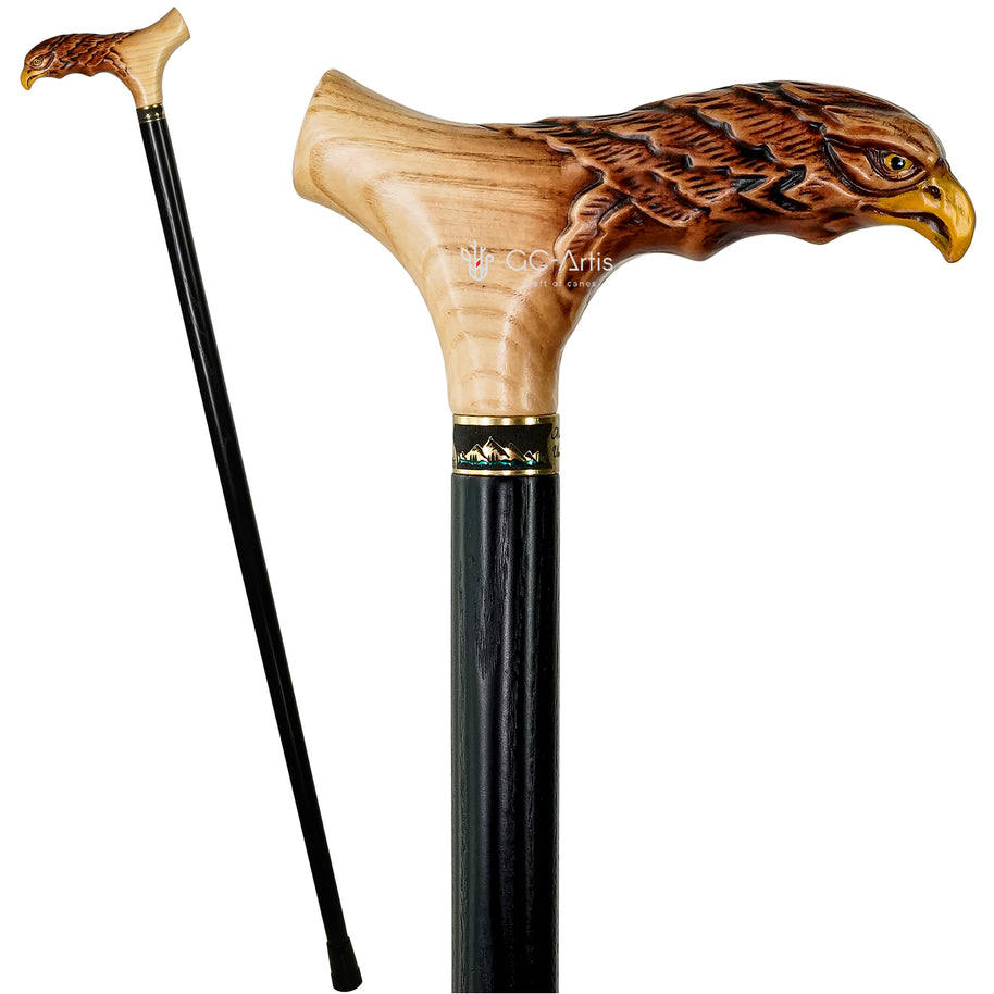 Canne de marche en bois clair avec aigle chauve américain