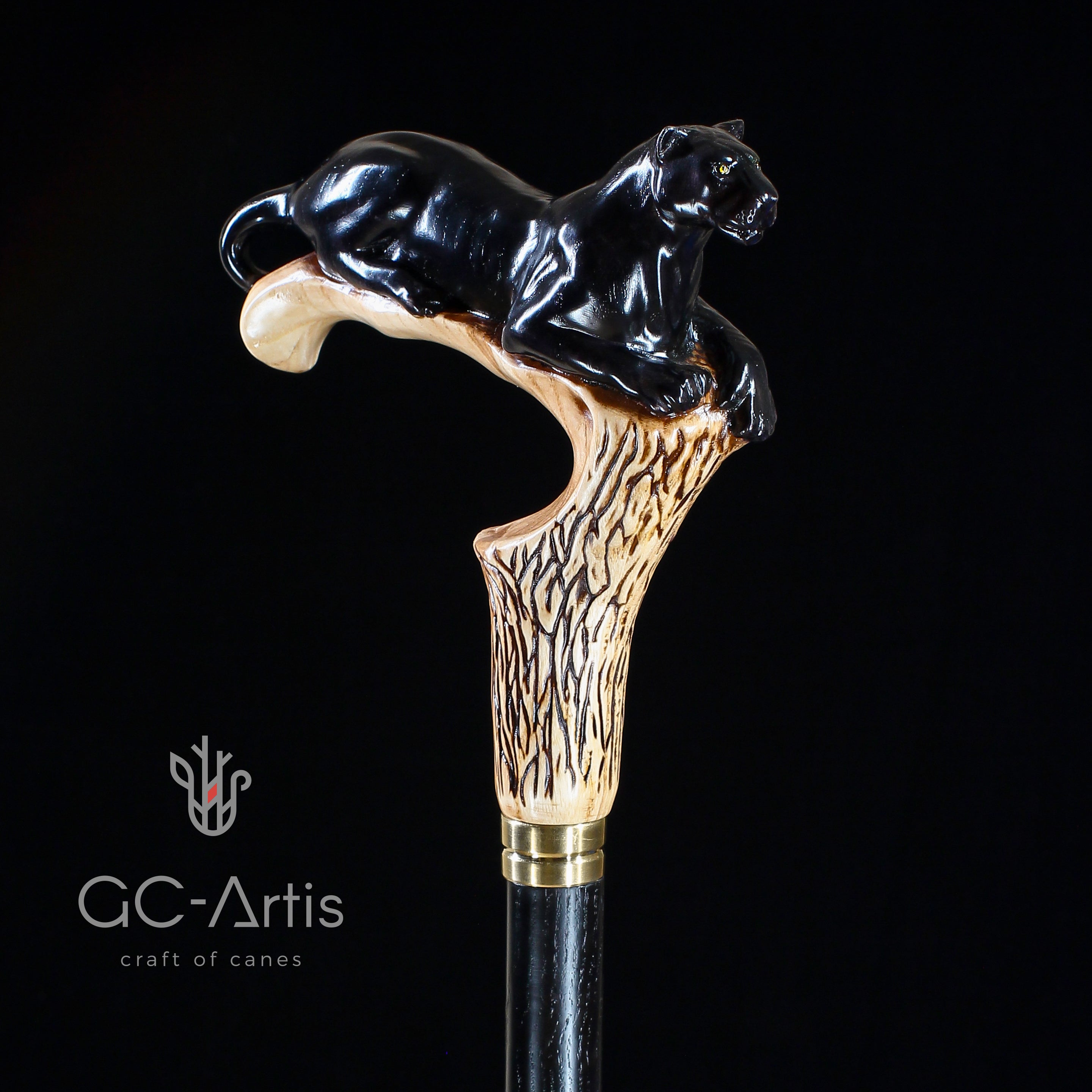 Темна дерев'яна тростина