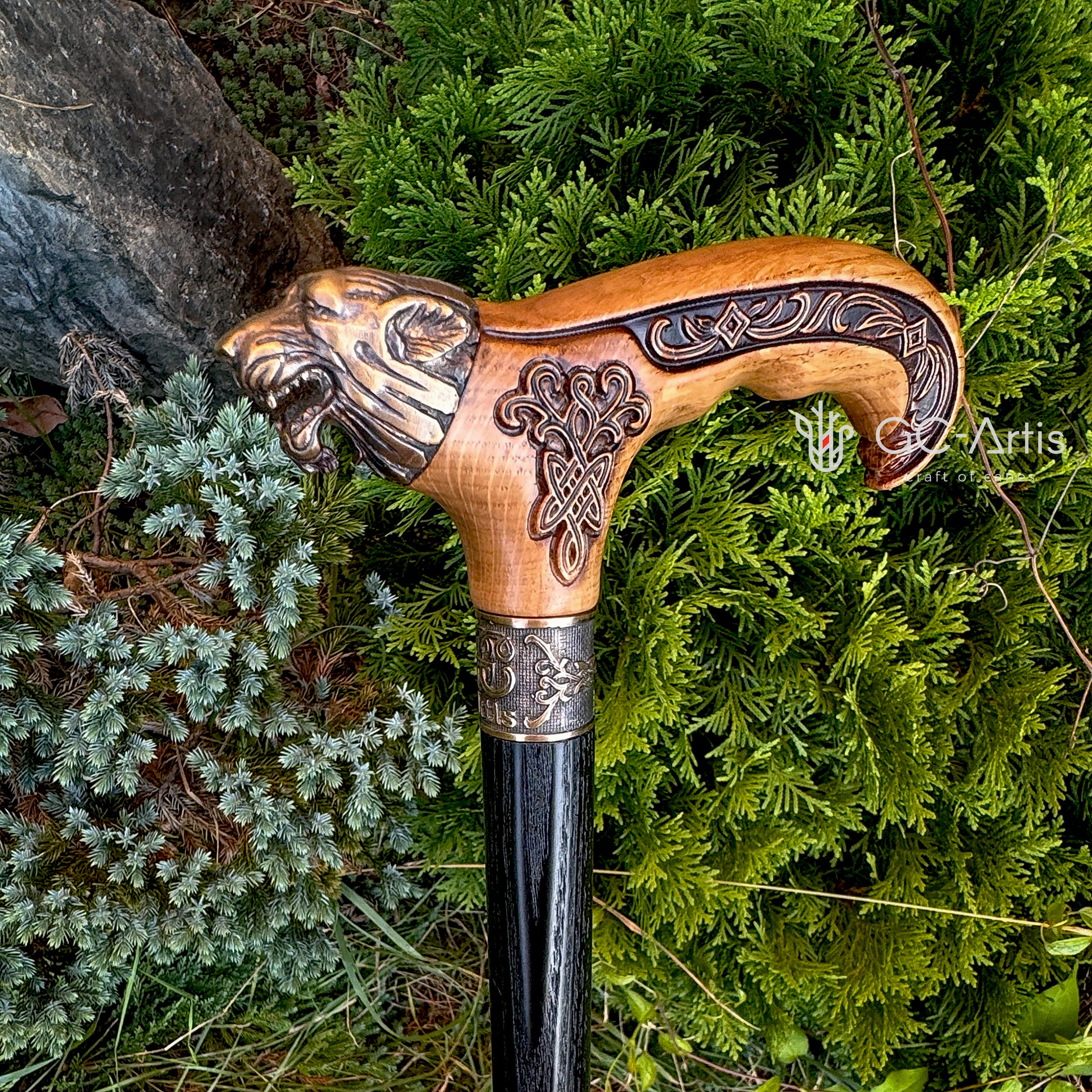 Wolf Head Bronze & Wood Walking Cane Stick