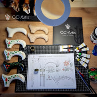 Classic Hand-painted walking stick - Peacock bird - wooden cane for Ladies with comfortable light derby handle - GCArtis - Classic Wooden Canes - Bronze, wood