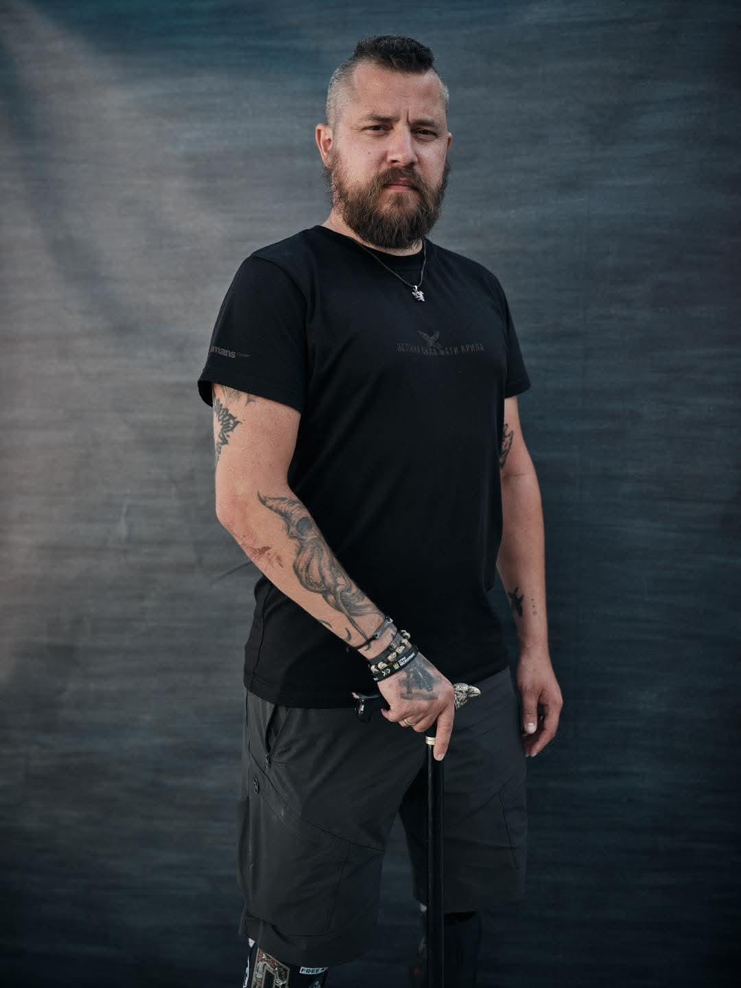 Bronze Raven Head Walking Cane - Goth Style Black Wood Walking Stick with brass decoration