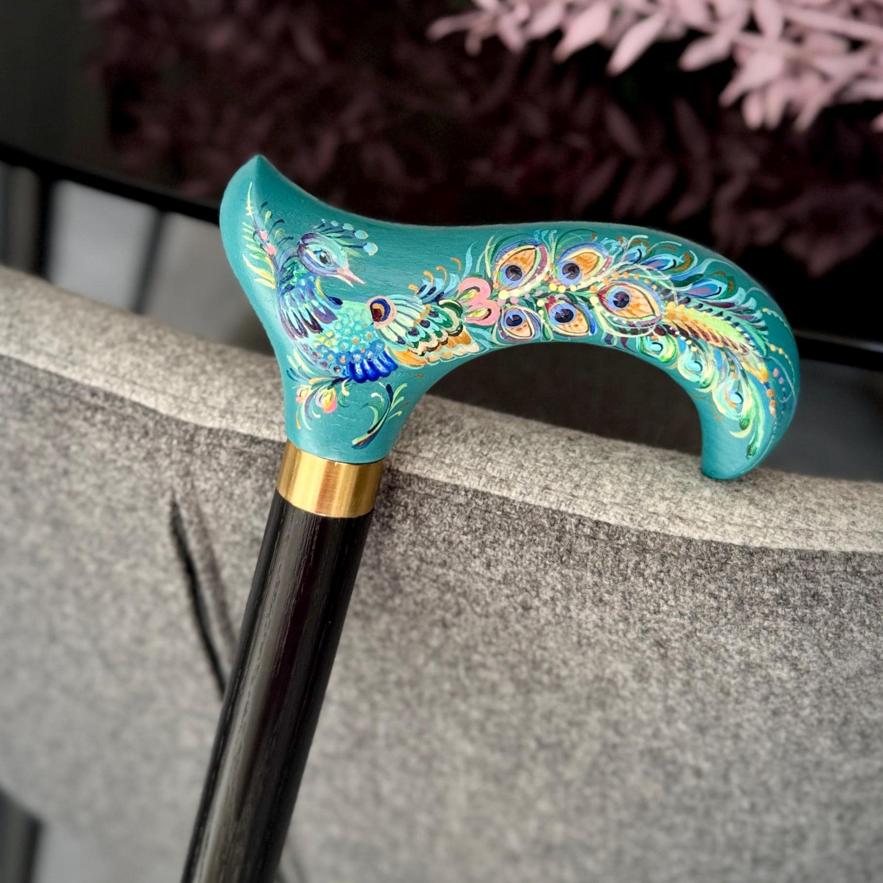 Classic Hand-painted walking stick - Peacock bird - wooden cane for Ladies with comfortable light derby handle - GCArtis - Classic Wooden Canes - Bronze, wood