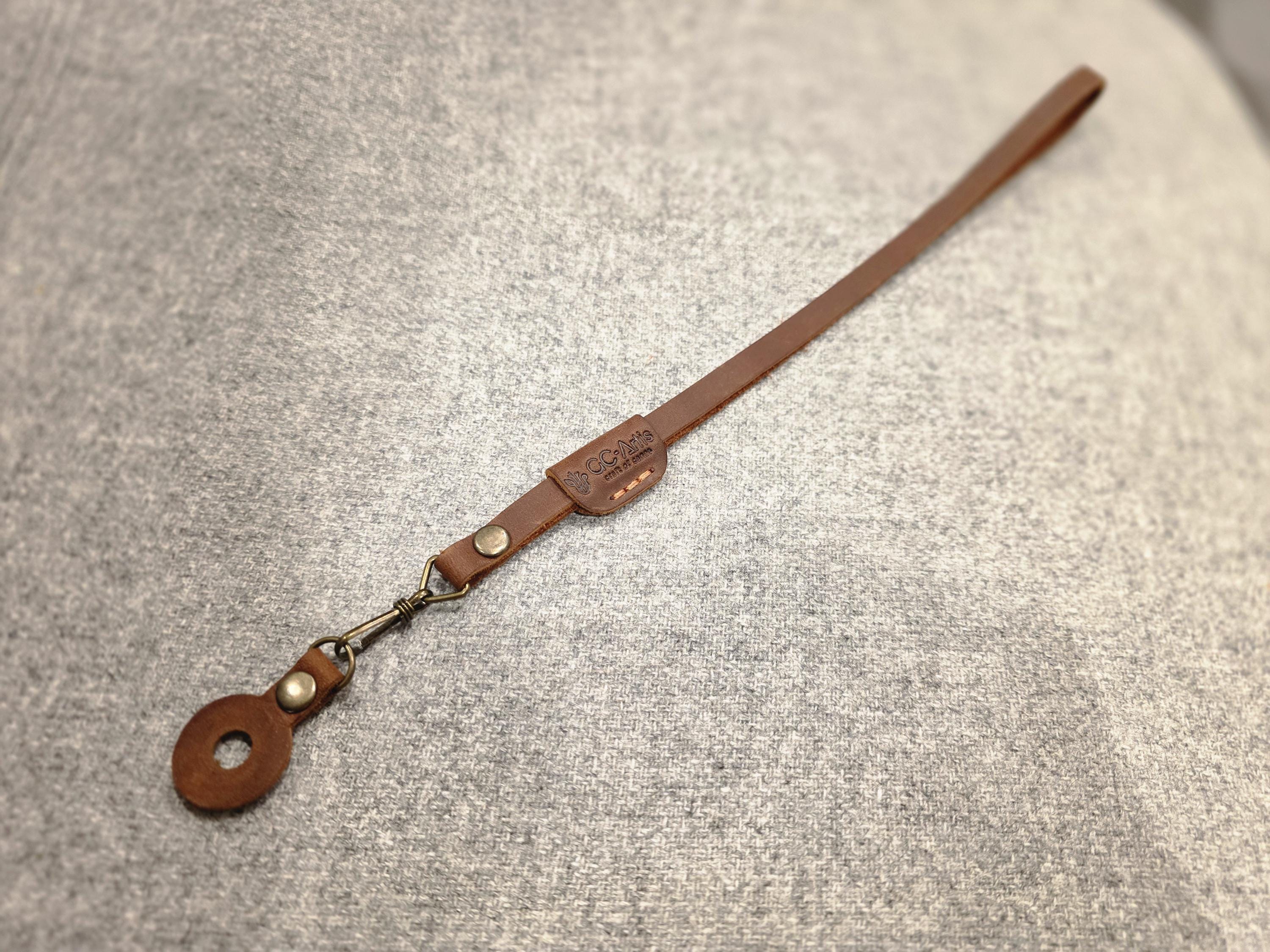 Celtic Walking Stick - Tree of Life trinity knot – Wooden Cane, Brass decor, Derby Handle - GCArtis - Classic Wooden Canes - Bronze, wood