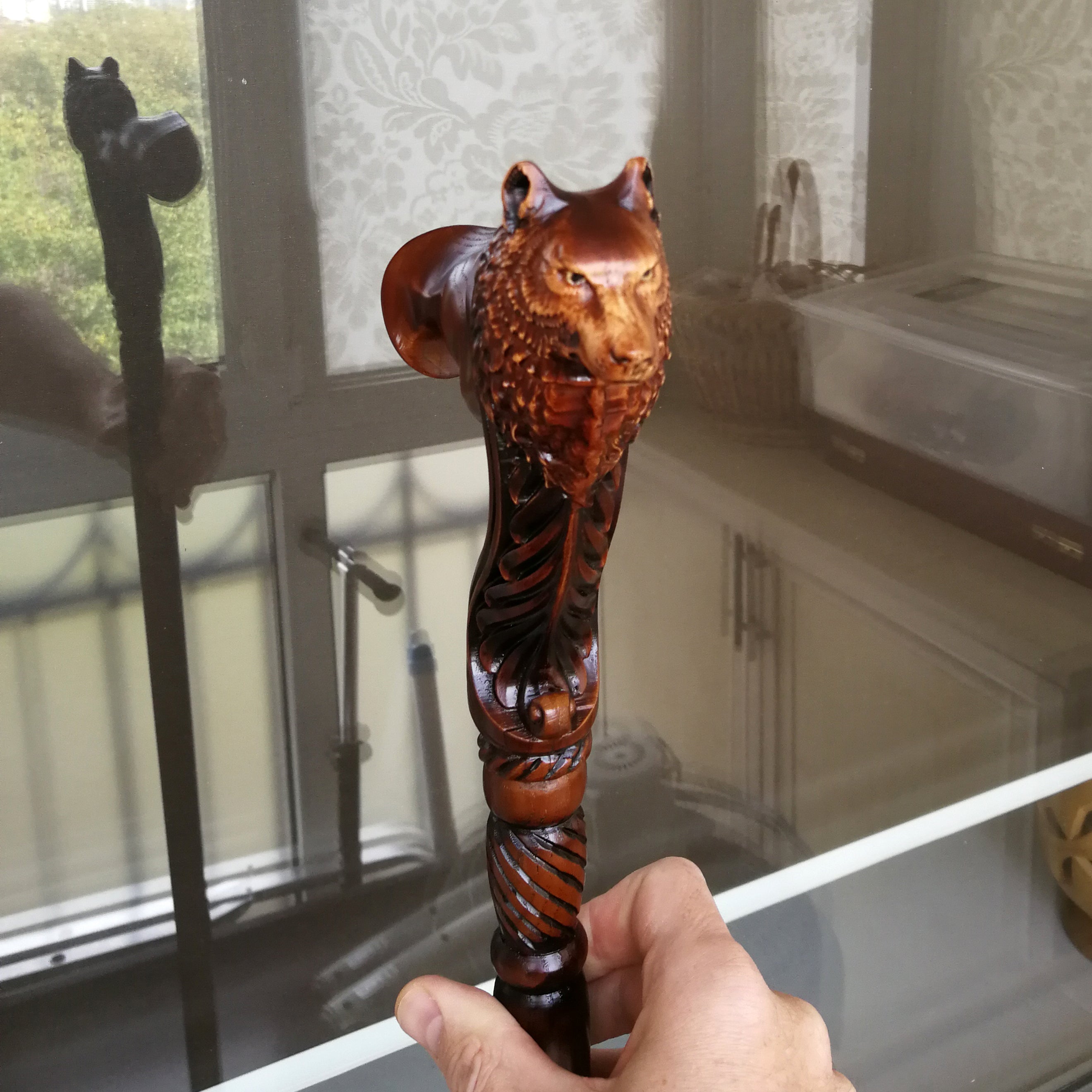 Wolf Cane wooden walking stick - GC-Artis Walking Sticks Canes