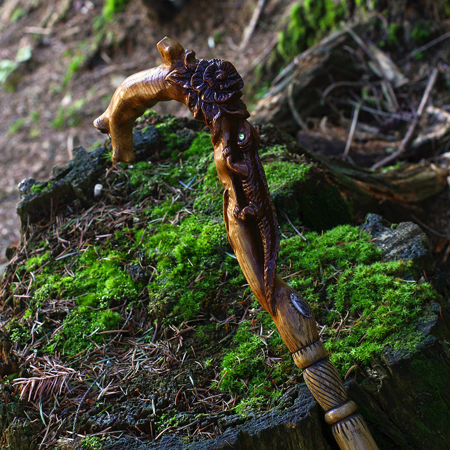 Canne en bois clair LÉZARD ET FLEUR