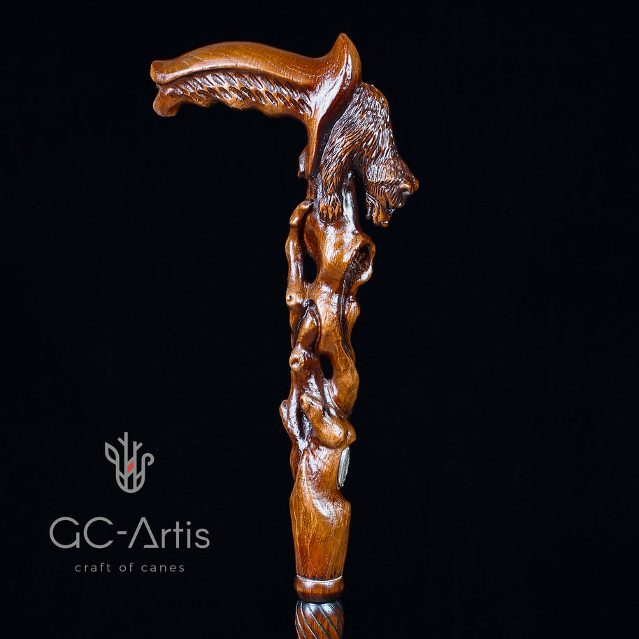 Canne de marche en bois sculpté à la main « Ours qui s’éveille »