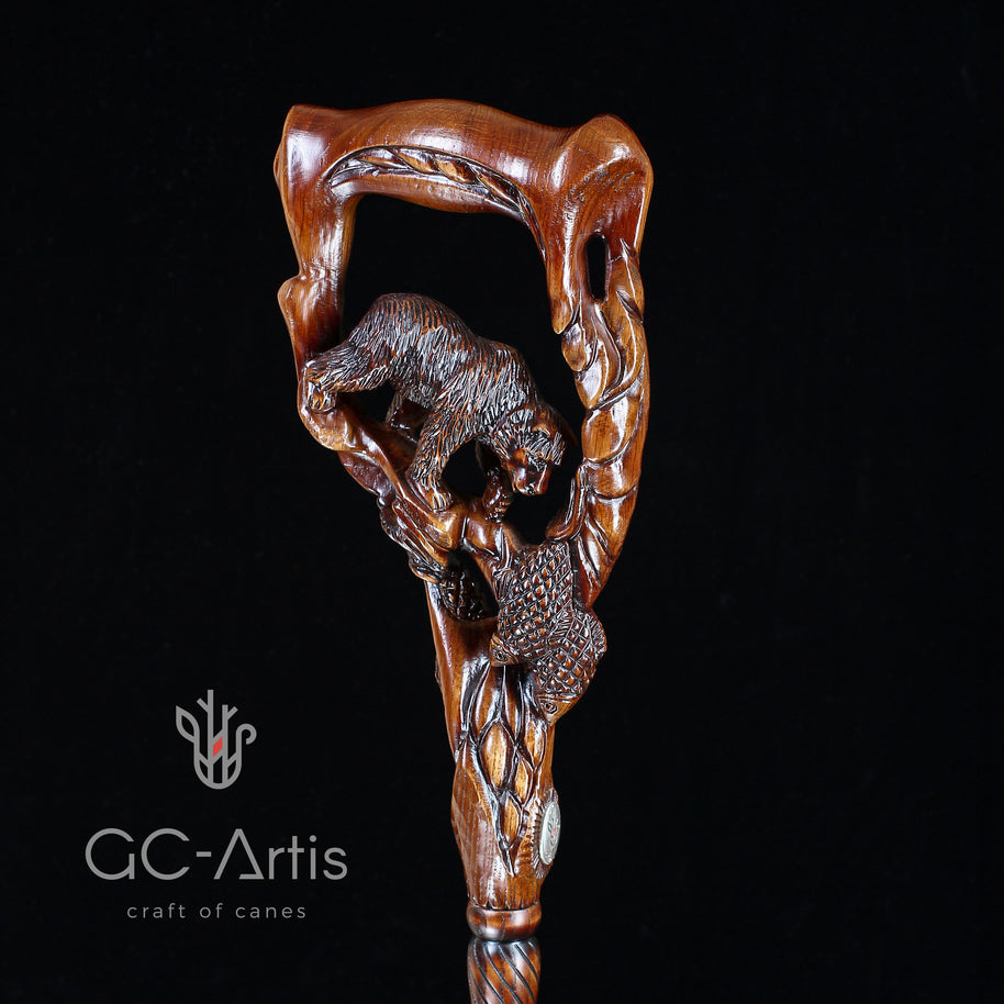 Canne de marche en bois foncé Ours Grizzly & Saumon