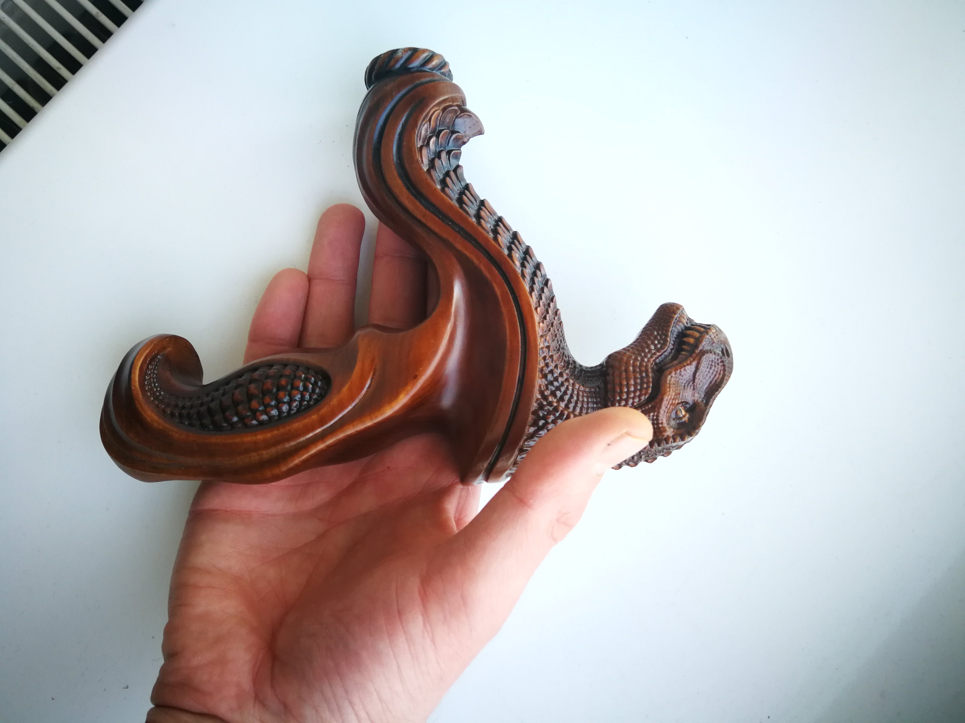 T-Rex Dinosaur Head - Ergonomical Handle Walking Stick Cane Wooden - GC-Artis Walking Sticks Canes