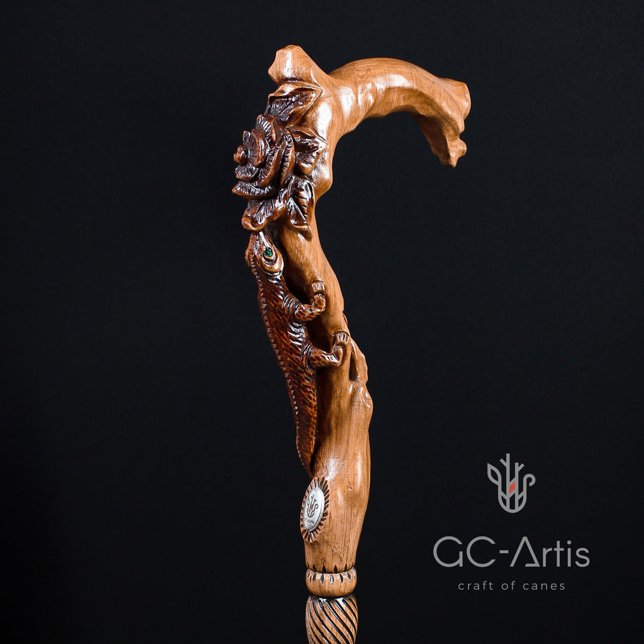 Canne en bois clair LÉZARD ET FLEUR