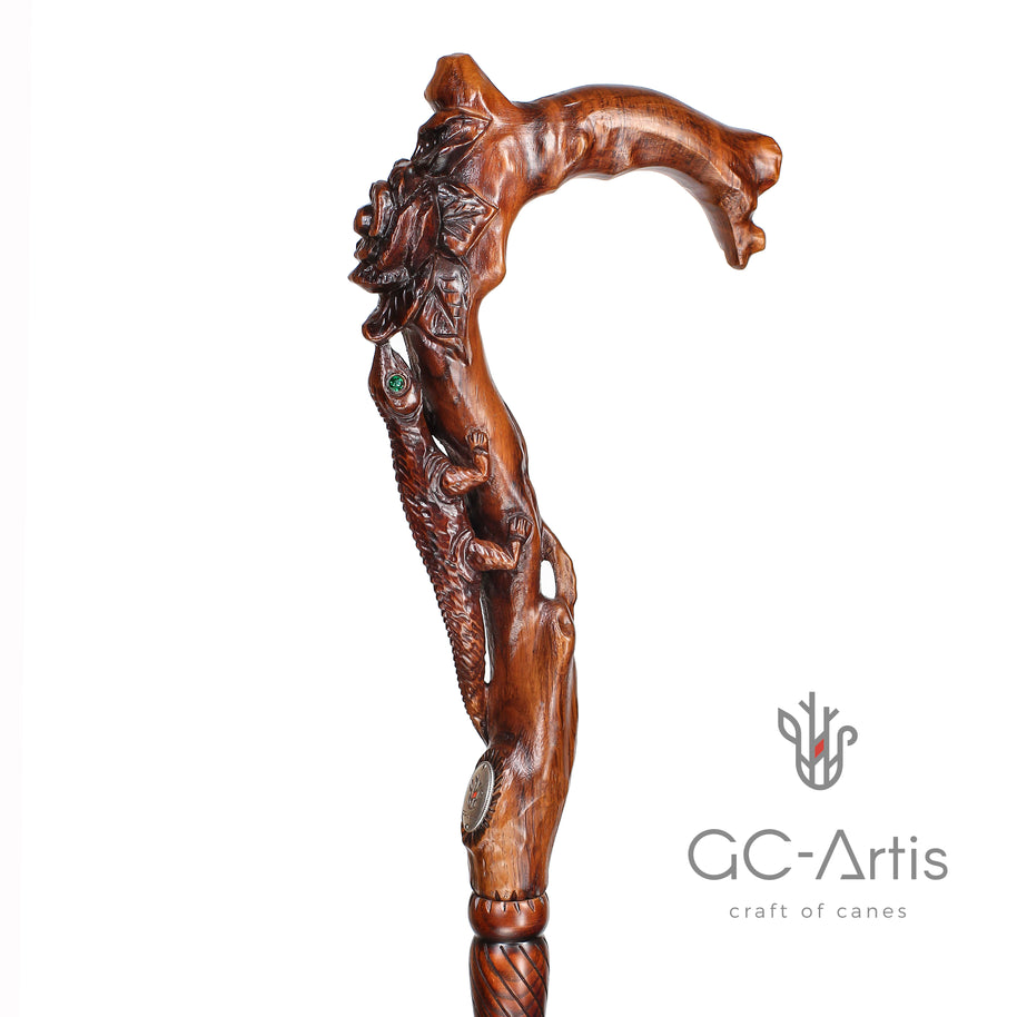 Canne sculptée à la main 