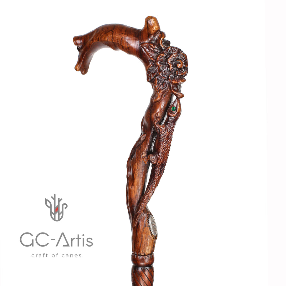 Canne sculptée à la main 
