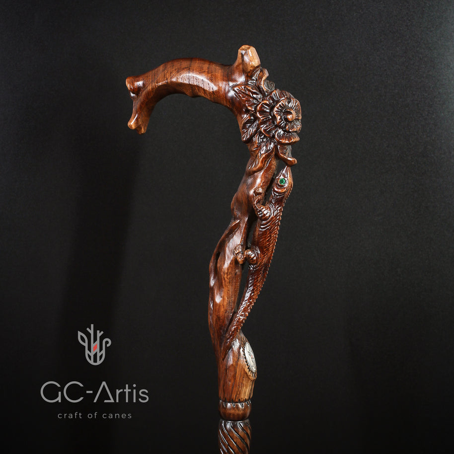 Canne sculptée à la main 