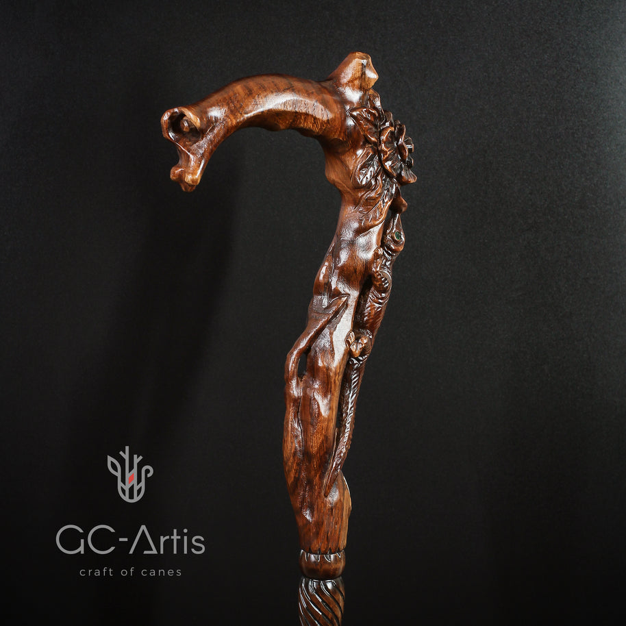 Canne sculptée à la main 