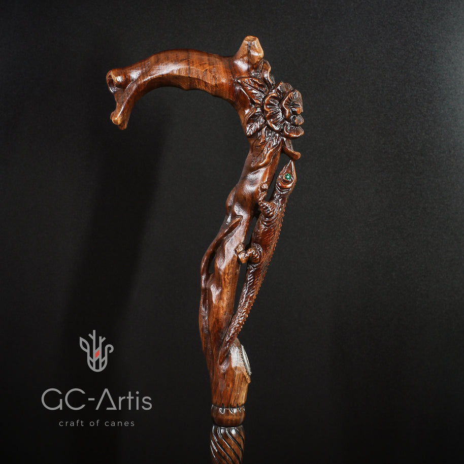 Canne sculptée à la main 