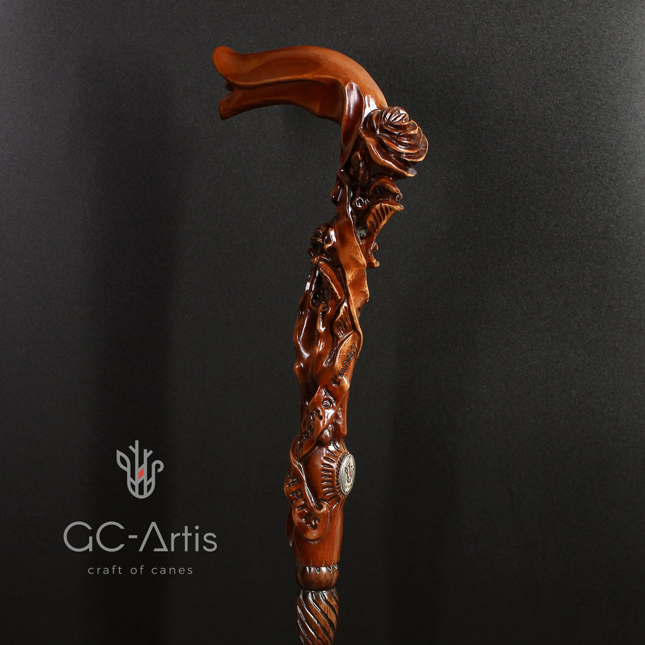 Canne de marche en bois foncé motif rose pour femmes