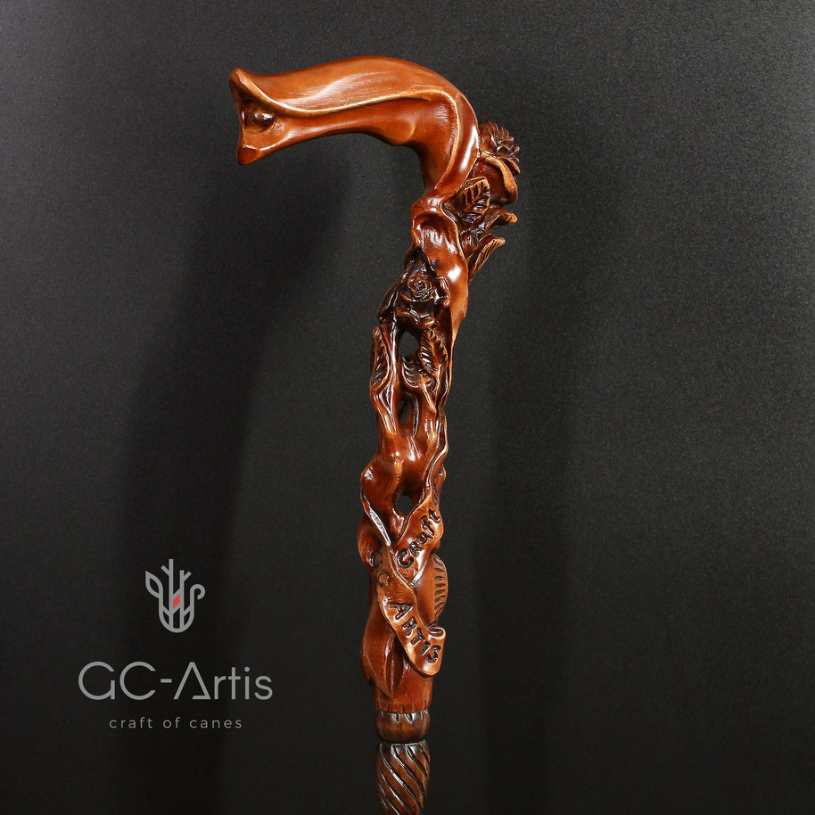 Canne de marche en bois foncé motif rose pour femmes